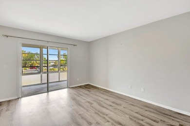 Newly painted, completely updated 1/1 unit with lake and golf on Vero Beach South Golf Course in Florida - for sale on GolfHomes.com, golf home, golf lot