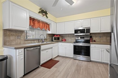 Now is your chance! Come and be a part of this active, Golf on Cypresswood Golf and Country Club in Florida - for sale on GolfHomes.com, golf home, golf lot