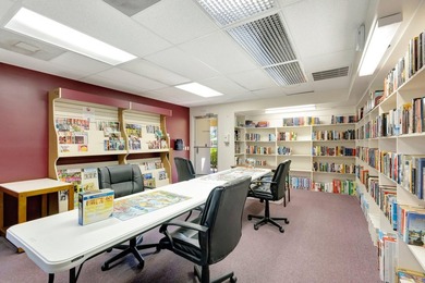 Newly painted, completely updated 1/1 unit with lake and golf on Vero Beach South Golf Course in Florida - for sale on GolfHomes.com, golf home, golf lot