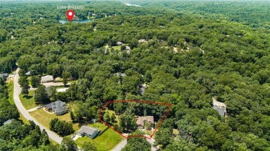 Tucked away in the cul-de-sac and spanning 2 lots, this stunning on Bella Vista - Metfield Golf Complex and Country Club in Arkansas - for sale on GolfHomes.com, golf home, golf lot