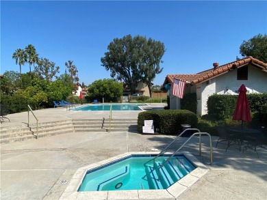 Welcome to this charming 2-story condo in the highly on Alta Vista Country Club in California - for sale on GolfHomes.com, golf home, golf lot