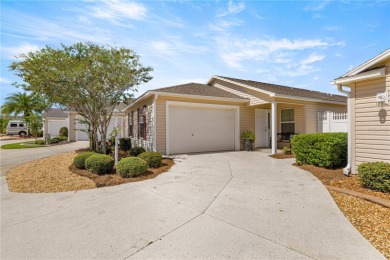 Welcome to this beautifully maintained 3-bedroom, 2-bath on Pennbrooke Fairways in Florida - for sale on GolfHomes.com, golf home, golf lot
