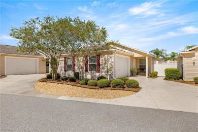 Welcome to this beautifully maintained 3-bedroom, 2-bath on Pennbrooke Fairways in Florida - for sale on GolfHomes.com, golf home, golf lot
