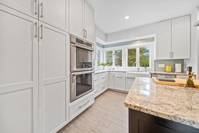 Welcome to 5877 Tarton Circle S in Muirfield Village. Offering a on Country Club At Muirfield Village in Ohio - for sale on GolfHomes.com, golf home, golf lot