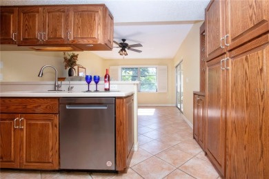 Squeaky clean and priced to sell!   Pet friendly and leasing is on Village Green Golf Club of Sarasota in Florida - for sale on GolfHomes.com, golf home, golf lot