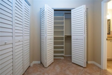 Squeaky clean and priced to sell!   Pet friendly and leasing is on Village Green Golf Club of Sarasota in Florida - for sale on GolfHomes.com, golf home, golf lot