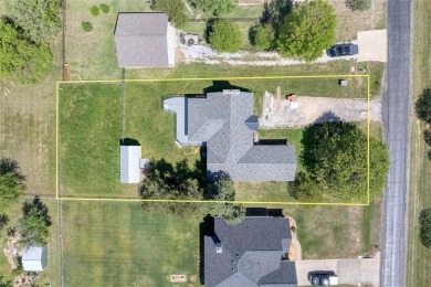 Investor & Project Seeker's Opportunity Knocks in Lake Kiowa on Lake Kiowa Golf Course in Texas - for sale on GolfHomes.com, golf home, golf lot