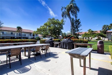 Squeaky clean and priced to sell!   Pet friendly and leasing is on Village Green Golf Club of Sarasota in Florida - for sale on GolfHomes.com, golf home, golf lot