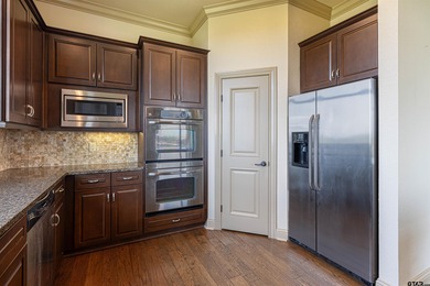 Welcome to luxury living at The Stretford at the Cascades. This on Cascades Golf Club in Texas - for sale on GolfHomes.com, golf home, golf lot