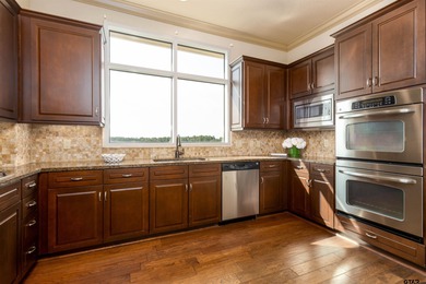 Welcome to luxury living at The Stretford at the Cascades. This on Cascades Golf Club in Texas - for sale on GolfHomes.com, golf home, golf lot