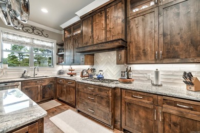 Effortless living at 12 Pizarro Dr.  This newly constructed home on Isabella Golf Course  in Arkansas - for sale on GolfHomes.com, golf home, golf lot