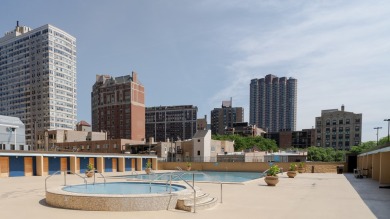 Bright & spacious East Lakeview studio with amazing city views on Sydney R. Marovitz Golf Course in Illinois - for sale on GolfHomes.com, golf home, golf lot