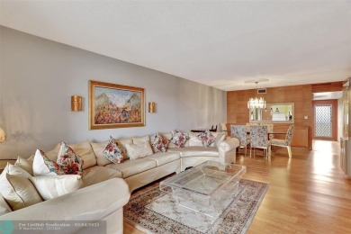 BACK ON THE MARKET!!! PRICE REDUCED AND HOA FEES LOWERED! HUGE on Wynmoor Golf Course in Florida - for sale on GolfHomes.com, golf home, golf lot