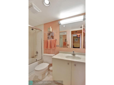 BACK ON THE MARKET!!! PRICE REDUCED AND HOA FEES LOWERED! HUGE on Wynmoor Golf Course in Florida - for sale on GolfHomes.com, golf home, golf lot