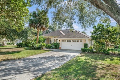 This house has been remodeled to easily accommodate a larger on LakeSide Country Club in Florida - for sale on GolfHomes.com, golf home, golf lot