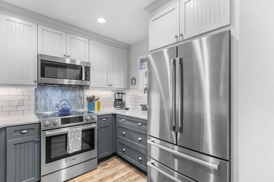 Gorgeous Racquet Club townhome with breathtaking marsh and creek on The Seabrook Island Club in South Carolina - for sale on GolfHomes.com, golf home, golf lot