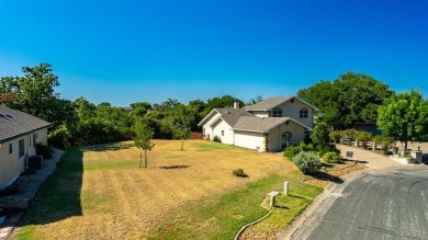 Spacious light-filled home overlooking Camp Meeting Creek and on Riverhill Country Club in Texas - for sale on GolfHomes.com, golf home, golf lot