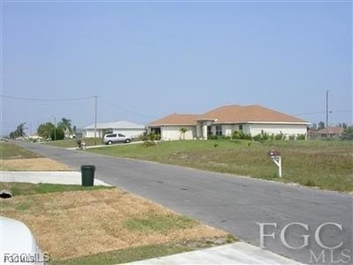 Here is your opportunity to own a 3 lot site in the growing area on Burnt Store Golf Club in Florida - for sale on GolfHomes.com, golf home, golf lot