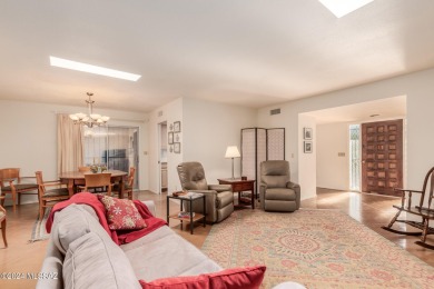 Motivated Seller, bring offers! Discover this charming 2-bedroom on Oro Valley Country Club in Arizona - for sale on GolfHomes.com, golf home, golf lot