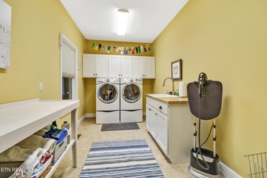 101 Hanning Drive, Fairfield Glade, TN Overlooking the 16th on Heatherhurst Golf Course in Tennessee - for sale on GolfHomes.com, golf home, golf lot