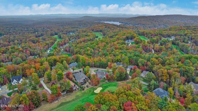 101 Hanning Drive, Fairfield Glade, TN Overlooking the 16th on Heatherhurst Golf Course in Tennessee - for sale on GolfHomes.com, golf home, golf lot