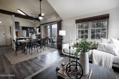 Looking for a great investment or resort-like living?  This home on Homestead Golf Club and Resort in Utah - for sale on GolfHomes.com, golf home, golf lot
