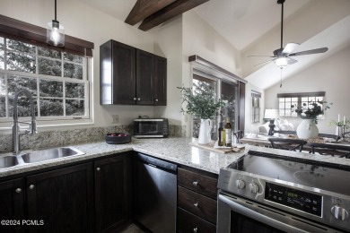Looking for a great investment or resort-like living?  This home on Homestead Golf Club and Resort in Utah - for sale on GolfHomes.com, golf home, golf lot
