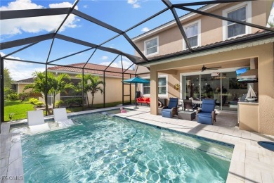 Stunning two-story home in Lindsford - 3 bedrooms, loft, and 2.5 on Eastwood Golf Course in Florida - for sale on GolfHomes.com, golf home, golf lot