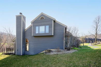 Beautifully appointed 2 bed, 2 bath end-unit Valleywood Golf on Eagle Ridge Inn and Resort in Illinois - for sale on GolfHomes.com, golf home, golf lot
