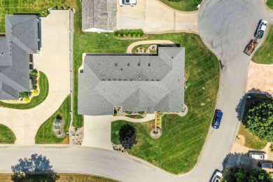 Welcome to 4807 Rolling Hills. This almost 3,700 sq ft home on Fremont Hills Country Club in Missouri - for sale on GolfHomes.com, golf home, golf lot