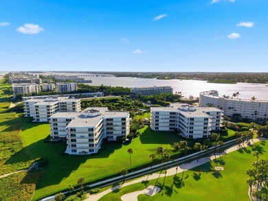 With individual pool cabanas, beachside towel service, tennis on Palm Beach Par-3 Golf Course in Florida - for sale on GolfHomes.com, golf home, golf lot