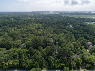 PRICE ADJUSTMENT! Wonderful, large, lagoon-front home site on Cassique Golf Club in South Carolina - for sale on GolfHomes.com, golf home, golf lot
