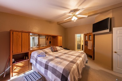 Beautifully furnished 3-bedroom, 2-bath home on a double lot on Foothills Executive Golf Course in Arizona - for sale on GolfHomes.com, golf home, golf lot