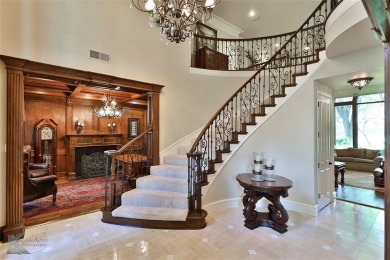 Exquisite home on the 9th fairway at Fairway Oaks. Custom home on Abilene Country Club - South Course in Texas - for sale on GolfHomes.com, golf home, golf lot