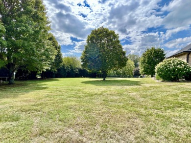Welcome to this stunning custom-built brick home by David on Somerset Country Club in Kentucky - for sale on GolfHomes.com, golf home, golf lot