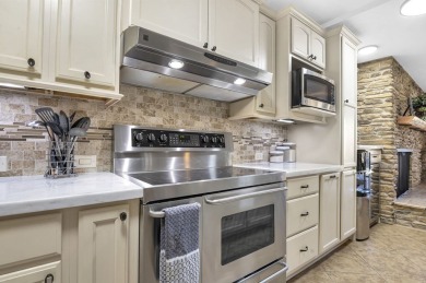 Located directly on the golf course this charming 2 bedroom, 3 on Rayburn Country Club in Texas - for sale on GolfHomes.com, golf home, golf lot