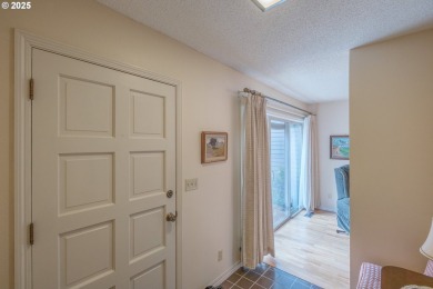 Nicely located single level condo located on the 10th tee of the on Michelbook Country Club in Oregon - for sale on GolfHomes.com, golf home, golf lot