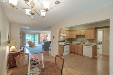 Nicely located single level condo located on the 10th tee of the on Michelbook Country Club in Oregon - for sale on GolfHomes.com, golf home, golf lot