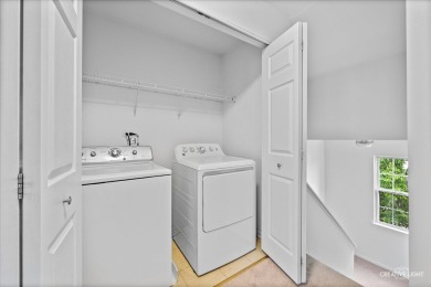 Live easy in this neat and clean condo in popular Orchard Valley on Orchard Valley Golf Course in Illinois - for sale on GolfHomes.com, golf home, golf lot