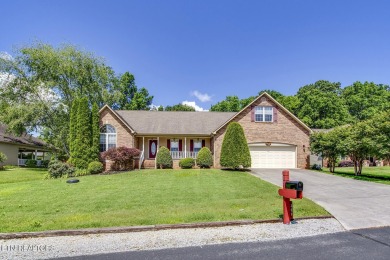 SPACIOUS SUNNY OPEN-CONCEPT 1-1/2 story home with 2727 sq. ft on Toqua Golf Course - Loudon County in Tennessee - for sale on GolfHomes.com, golf home, golf lot
