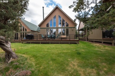 his charming chalet-style home offers a perfect blend of rustic on Eagle Crest Golf Resort - Resort Course in Oregon - for sale on GolfHomes.com, golf home, golf lot
