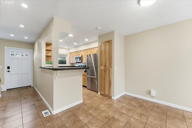 Modern Townhouse with Stunning Golf Course Views - Move-In on  in Oregon - for sale on GolfHomes.com, golf home, golf lot