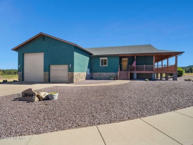 Absolutely meticulously maintained property right on the golf on  in Arizona - for sale on GolfHomes.com, golf home, golf lot