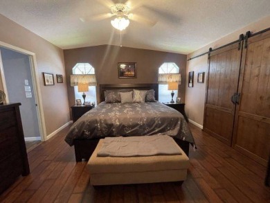 This three-bed, two-bath beauty is spacious and clean with on Four Lakes Golf Club in Florida - for sale on GolfHomes.com, golf home, golf lot