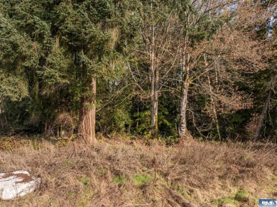 Approximately 3/4 acre in a neighborhood of upscale homes on Peninsula Golf Club Inc. in Washington - for sale on GolfHomes.com, golf home, golf lot