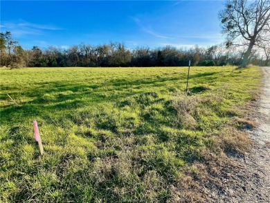 Beautiful country homesite with excellent access and superb on Oak Grove Country Club in Texas - for sale on GolfHomes.com, golf home, golf lot