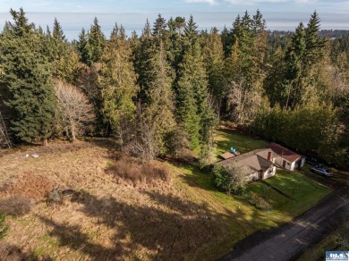 Approximately 3/4 acre in a neighborhood of upscale homes on Peninsula Golf Club Inc. in Washington - for sale on GolfHomes.com, golf home, golf lot