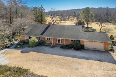 Located on a quiet *cul-de-sac* no thru traffic road - 325 on Red Fox Country Club in North Carolina - for sale on GolfHomes.com, golf home, golf lot