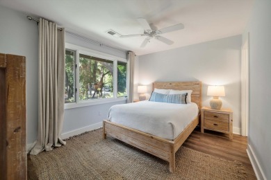 This beautifully updated end-unit 3BR/3BA Fairway Oaks villa on Kiawah Island Resort - Cougar Point in South Carolina - for sale on GolfHomes.com, golf home, golf lot