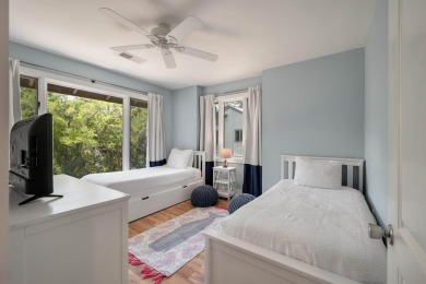 This beautifully updated end-unit 3BR/3BA Fairway Oaks villa on Kiawah Island Resort - Cougar Point in South Carolina - for sale on GolfHomes.com, golf home, golf lot